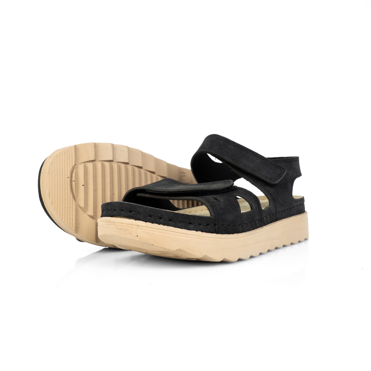 صندل حريمي شمواه تركي مستورد لون أسود بفرش طبي ونعل بلوتان طبي بارتفاع 3 سم